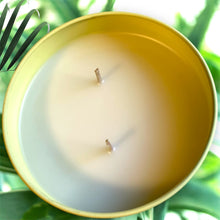 Load image into Gallery viewer, Lemon Balm
Fresh Zest Candle | 8 oz