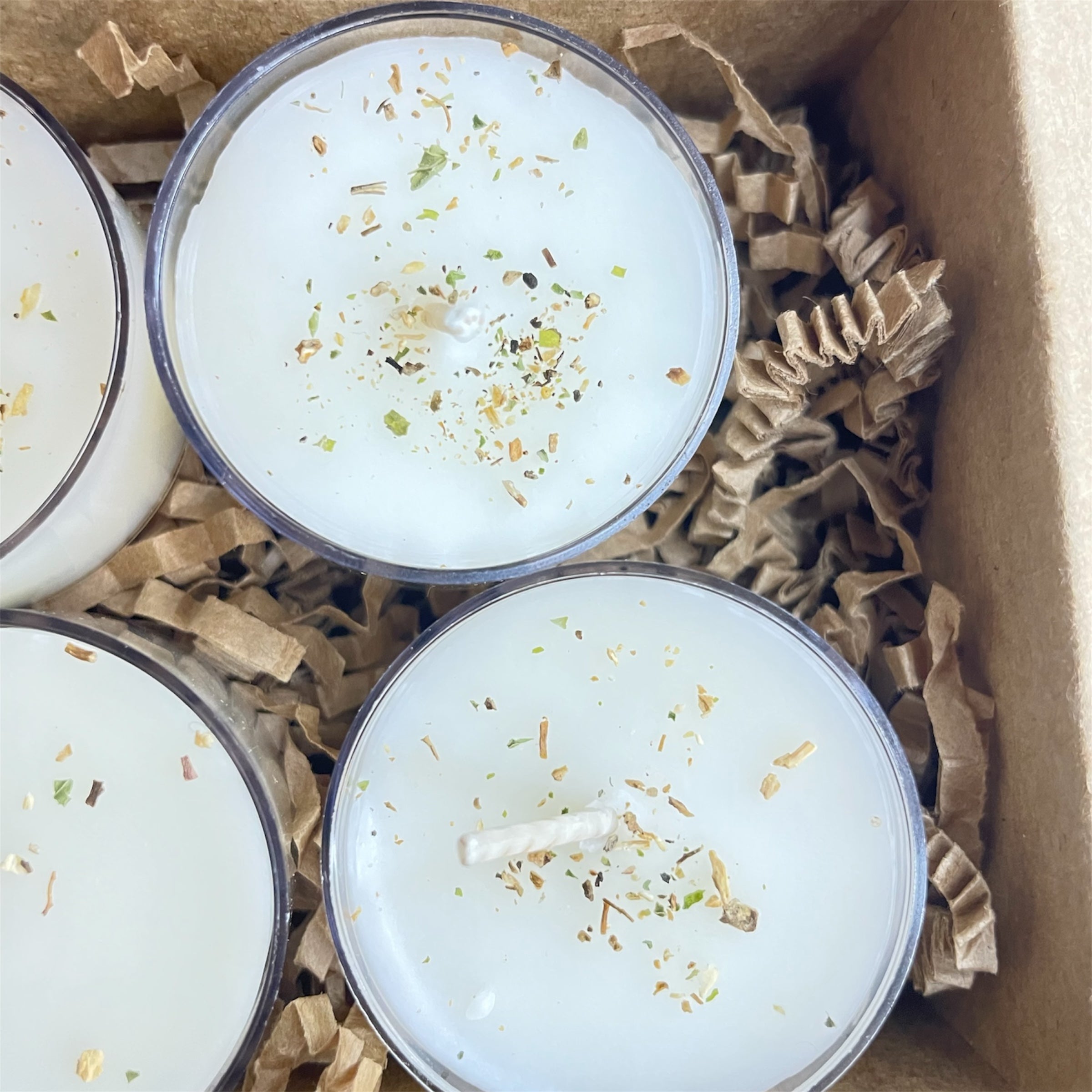 White birch tea lights – cozy aromatherapy candle gift box (set of 6)