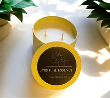 Load image into Gallery viewer, Lemon Balm
Fresh Zest Candle | 8 oz
