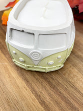 Load image into Gallery viewer, Retro Vintage Kombi Van/Bus Candle
