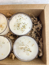 Cargar imagen en el visor de la galería, White Birch Tea Lights – Cozy Aromatherapy Candle Gift Box (Set of 6)
