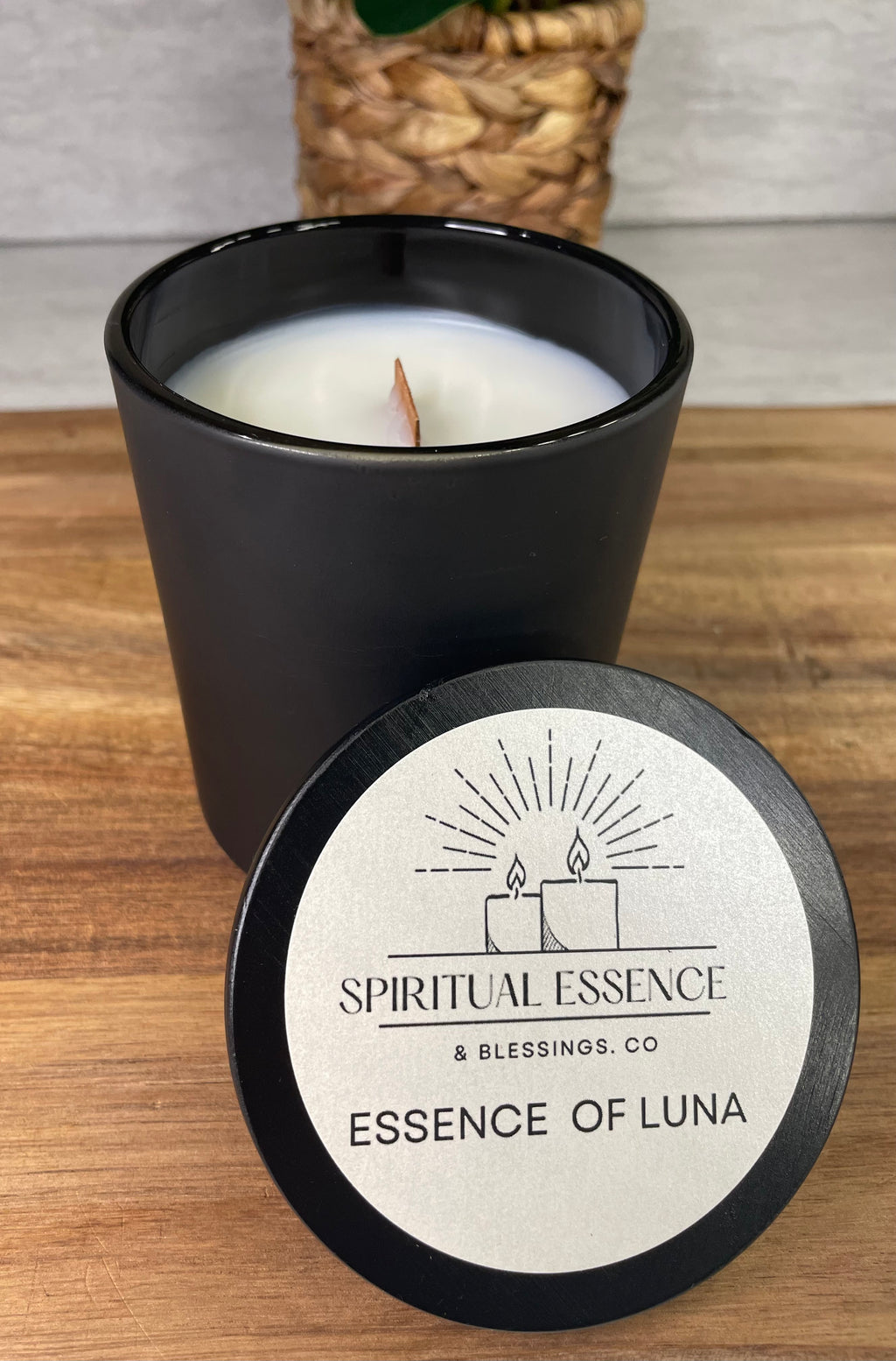Essence of luna dark elegance