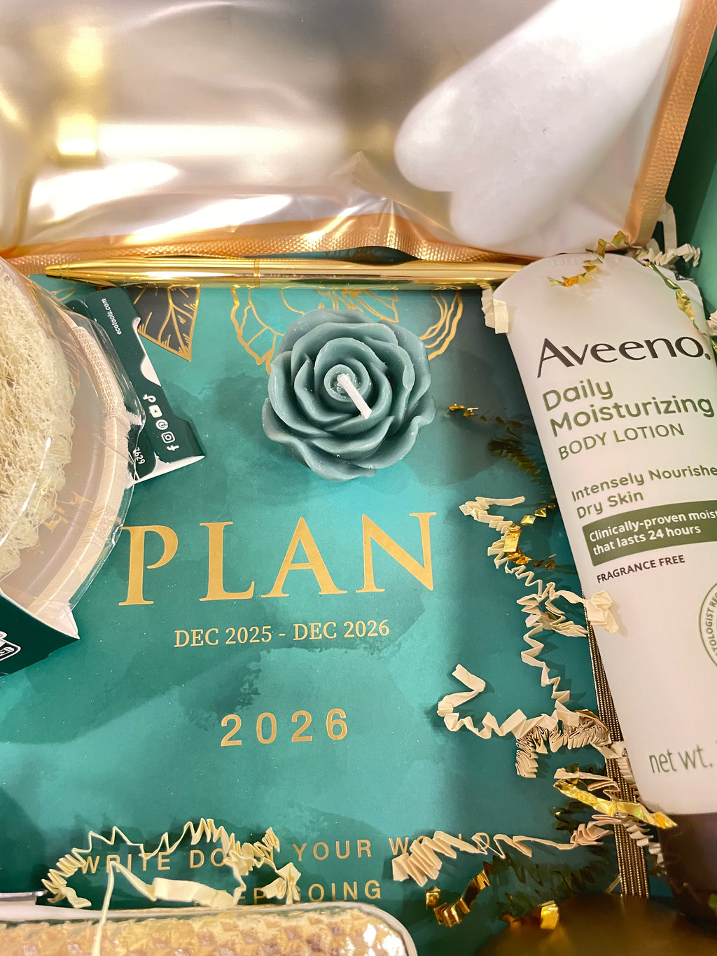 2026 Reset & Self-Care Luxury Gift Box — Planner + Spa Essentials + Candle (Holiday Limited Edition)