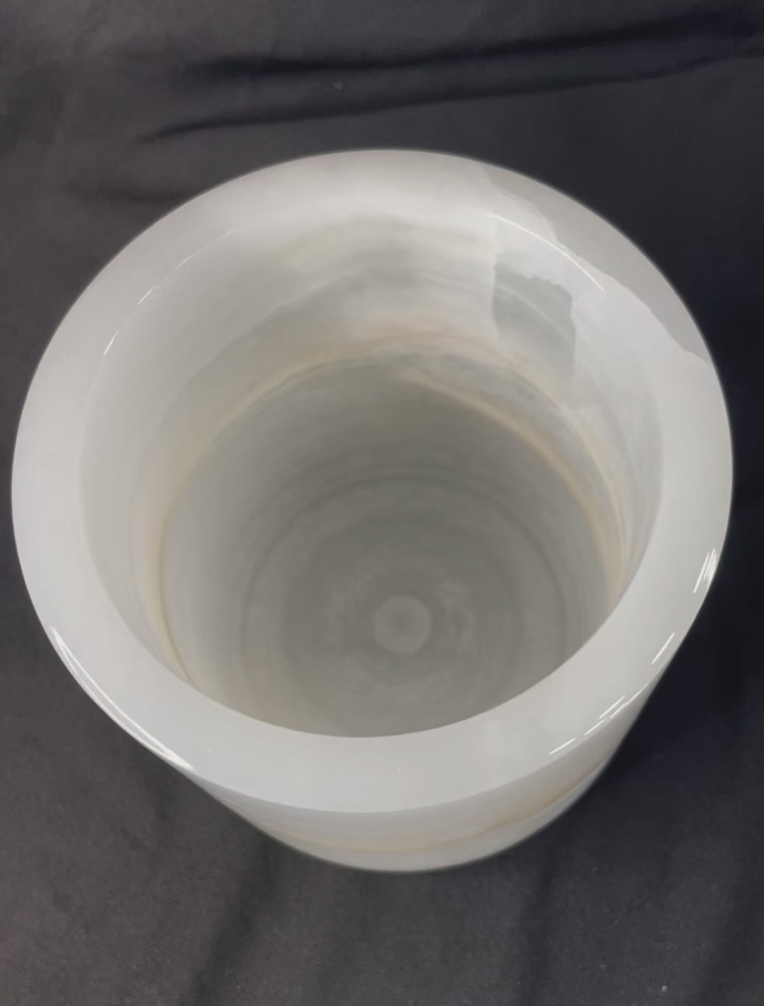 Onyx Marble Candle — Luxe Amber & Saffron Blend | Limited Edition